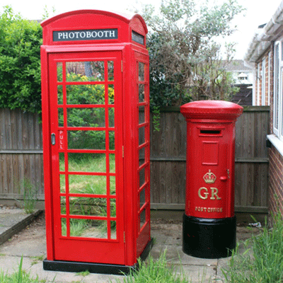 Red-Telephone-box-photobooth